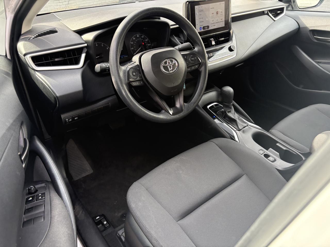 Toyota Corolla LE CVT (Natl) 2025