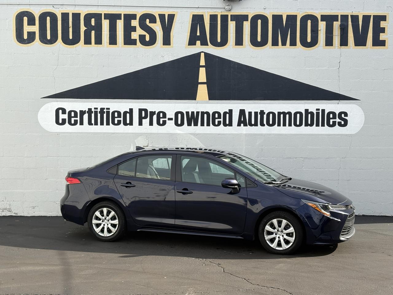 Toyota Corolla LE CVT (Natl) 2024