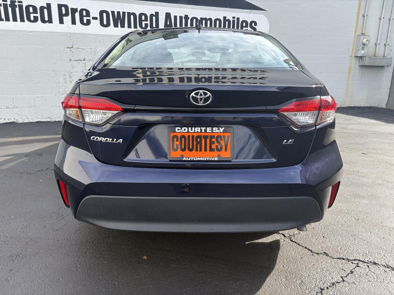 Toyota Corolla LE CVT (Natl) 2024