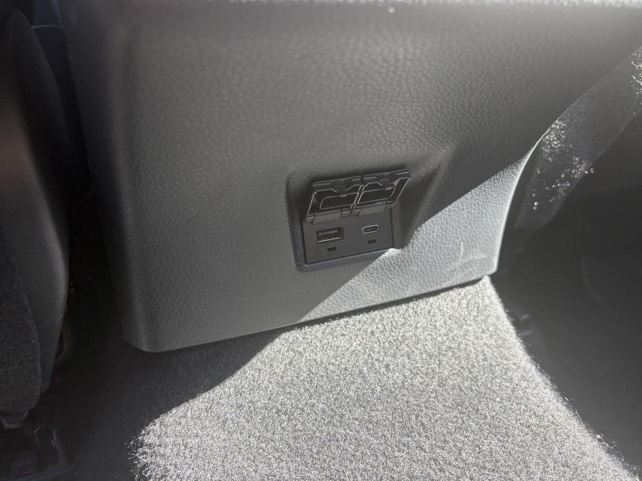 Toyota Camry Hybrid LE 4D Sedan 2025