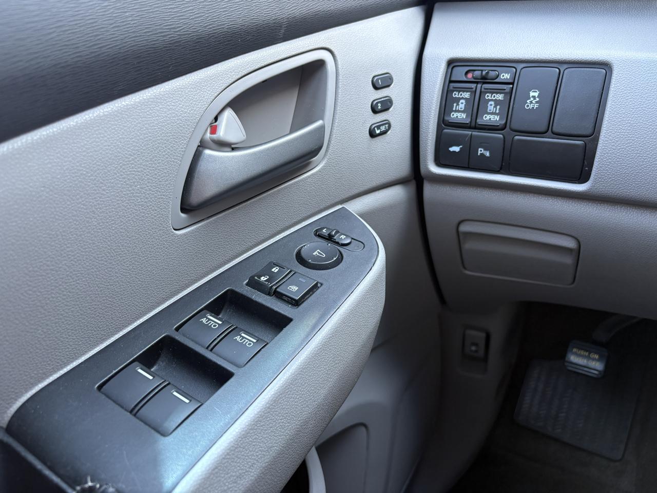 Honda Odyssey 5dr Touring 2012