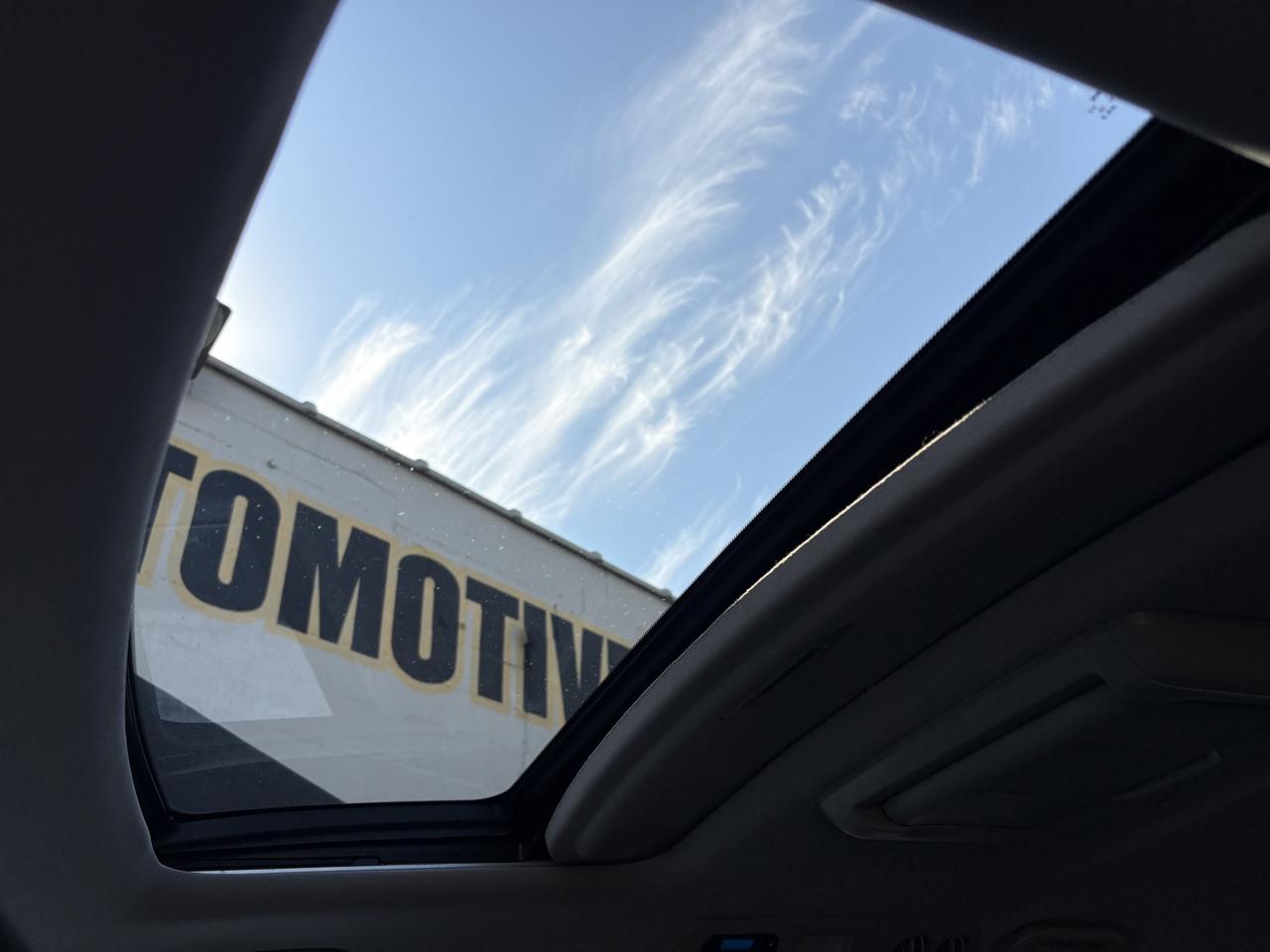 Honda Odyssey 5dr Touring 2012