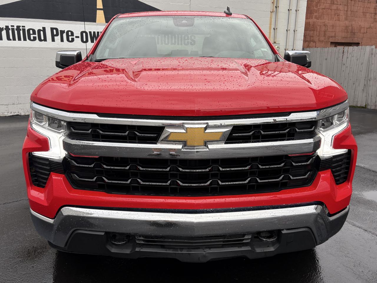 Chevrolet Silverado 1500 4WD Crew Cab 147" LT w/1LT 2025