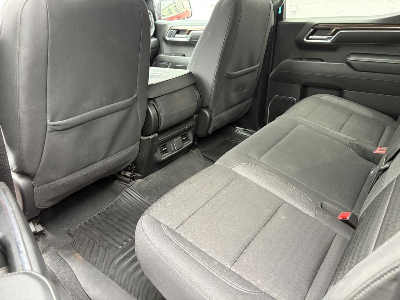 Chevrolet Silverado 1500 4WD Crew Cab 147" LT w/1LT 2025
