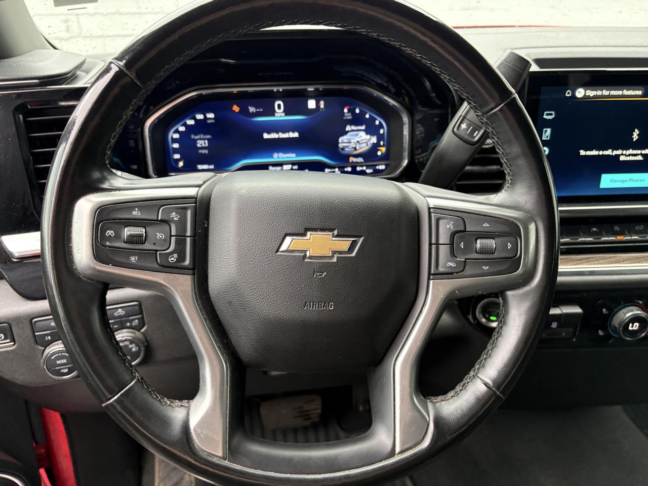Chevrolet Silverado 1500 4WD Crew Cab 147" LT w/1LT 2025