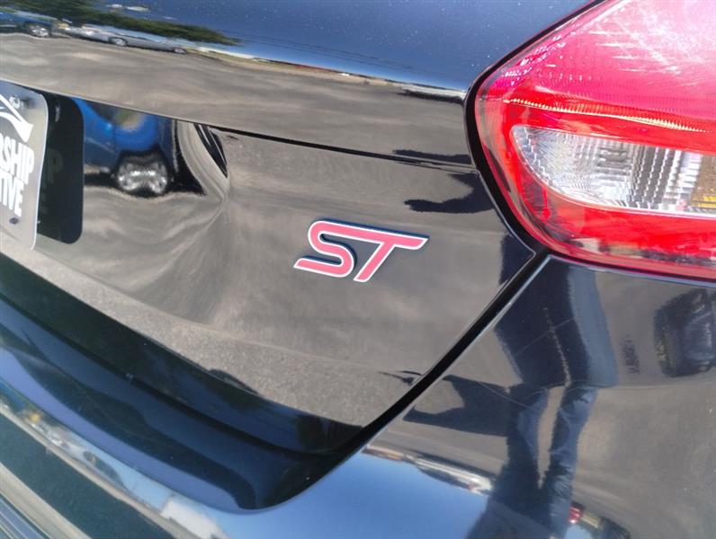 Ford Focus ST Hatch 2017