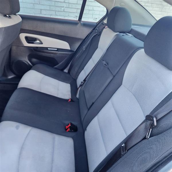 Chevrolet Cruze 2LS 2012