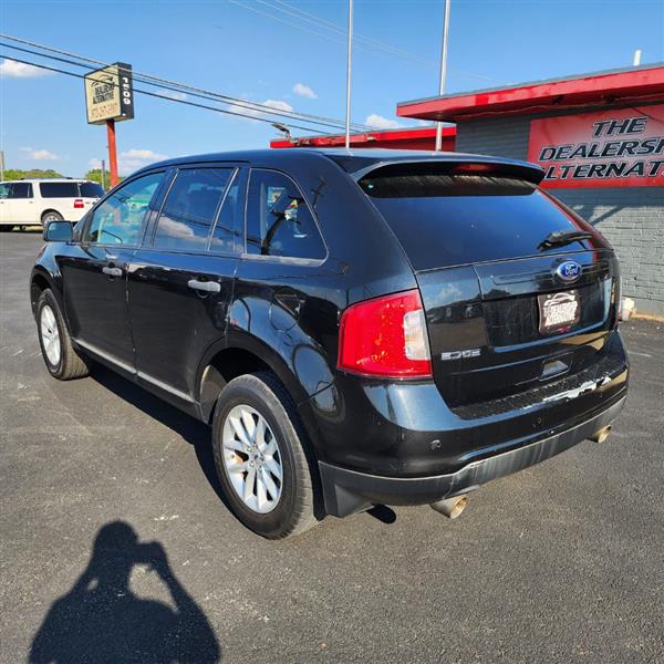 Ford Edge SE FWD 2014
