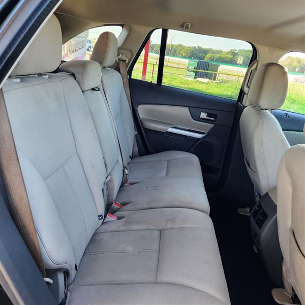 Ford Edge SE FWD 2014