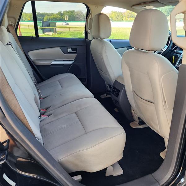 Ford Edge SE FWD 2014