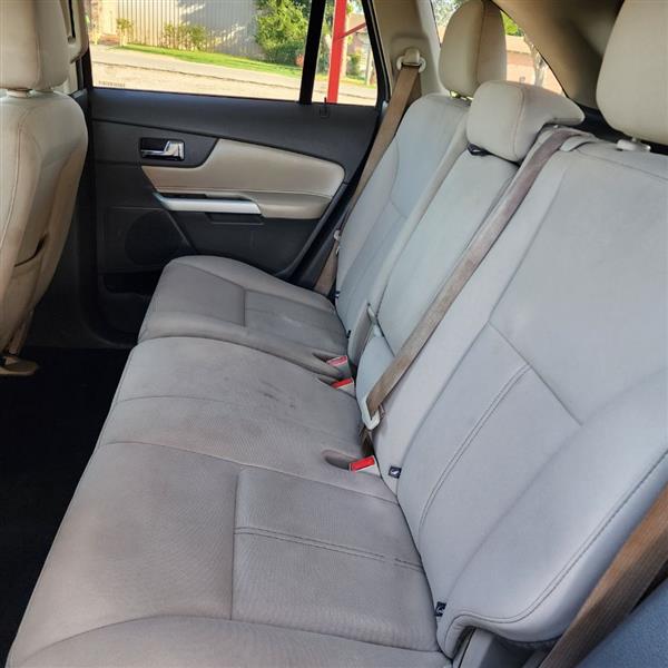 Ford Edge SE FWD 2014