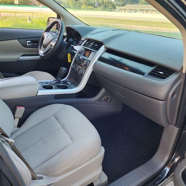 Ford Edge SE FWD 2014