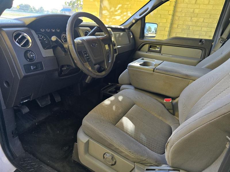 Ford F150 XL SuperCrew 5.5-ft. Bed 2WD 2012