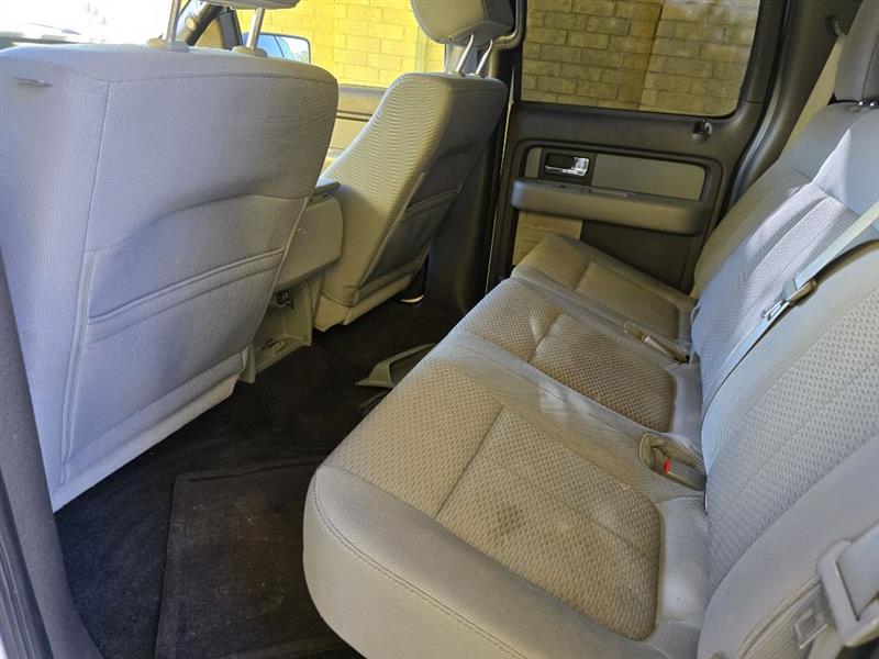 Ford F150 XL SuperCrew 5.5-ft. Bed 2WD 2012