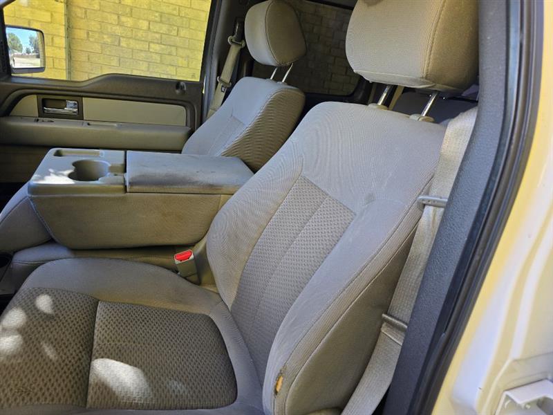 Ford F150 XL SuperCrew 5.5-ft. Bed 2WD 2012