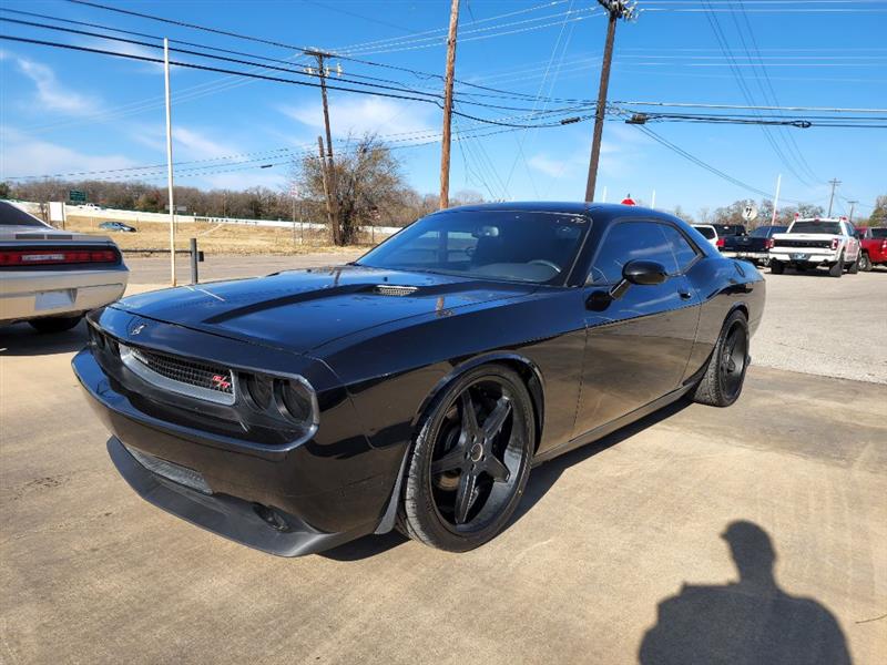 2009 Dodge Challenger R/T's photo