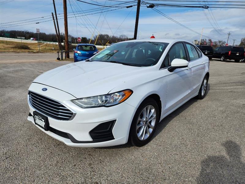 2020 Ford Fusion SE