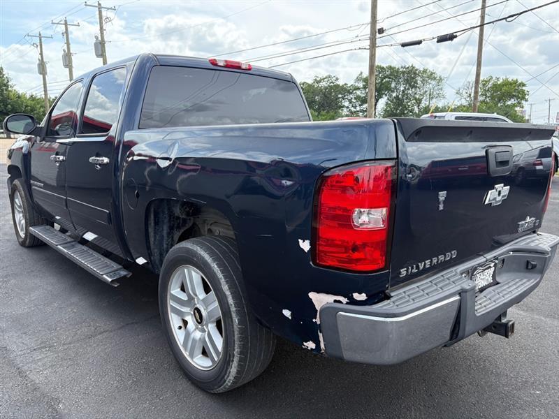 2007 Chevrolet Silverado 1500 LT1 Crew Cab 2WD