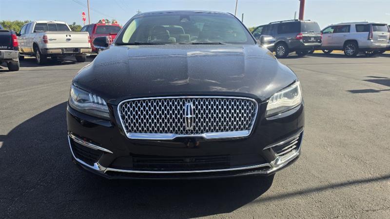 Lincoln MKZ photo 9