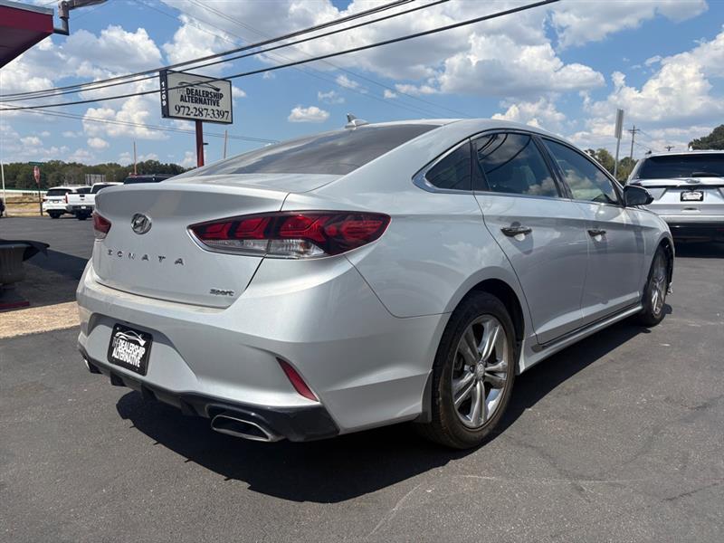 Hyundai Sonata photo 5