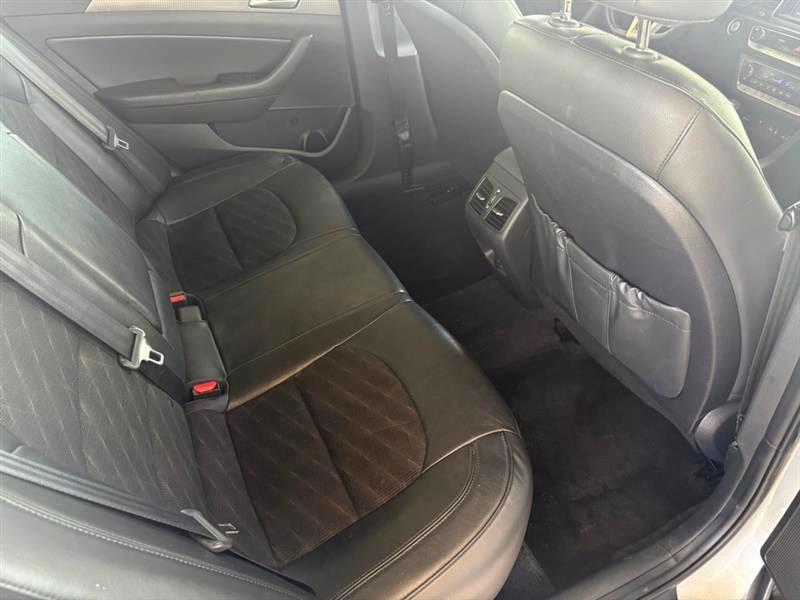 Hyundai Sonata photo 12