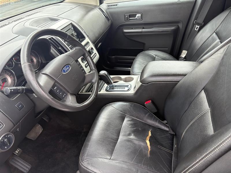 Ford Edge photo 9