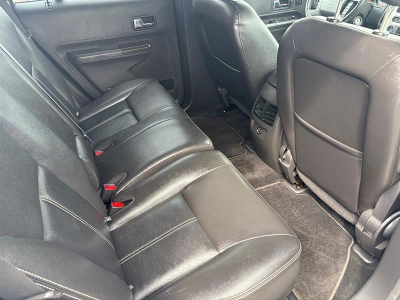 Ford Edge photo 11