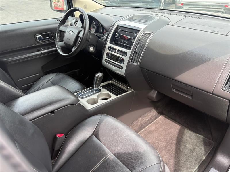 Ford Edge photo 12