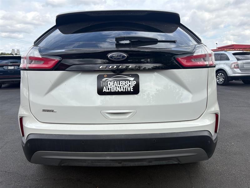 Ford Edge photo 4