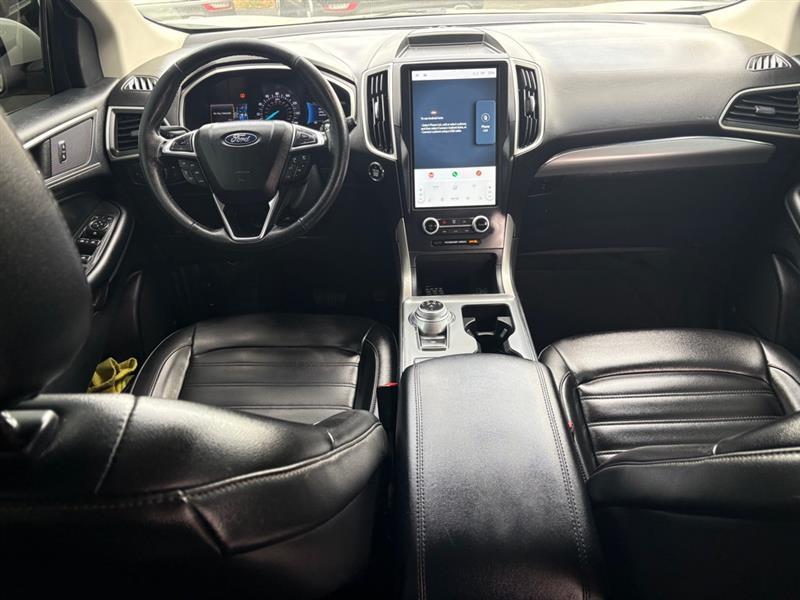 Ford Edge photo 12