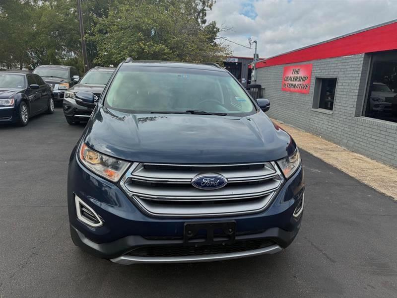 Ford Edge photo 2