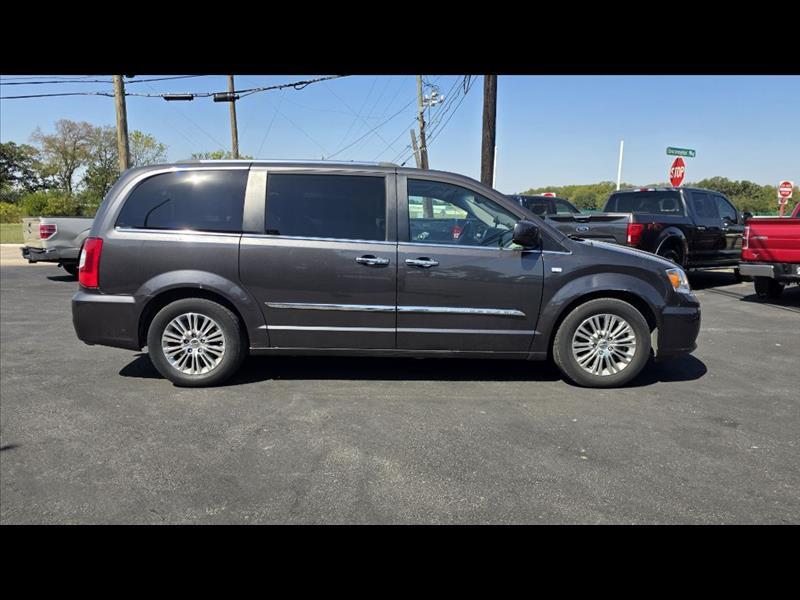 2014 Chrysler Town & Country 30th Anniversary