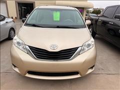 2013 Toyota Sienna 