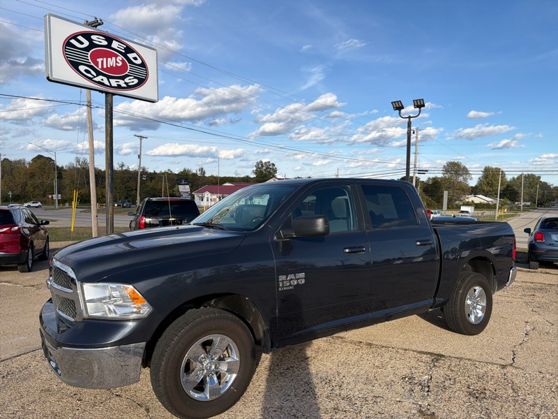 2021 RAM 1500 Classic Tradesman Crew Cab SWB 4WD