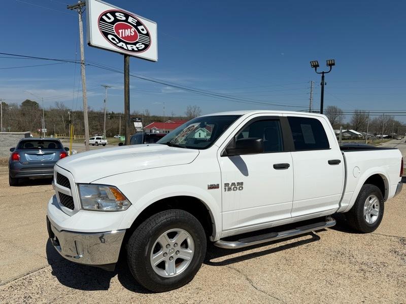 2016 RAM 1500 SLT Crew Cab SWB 4WD