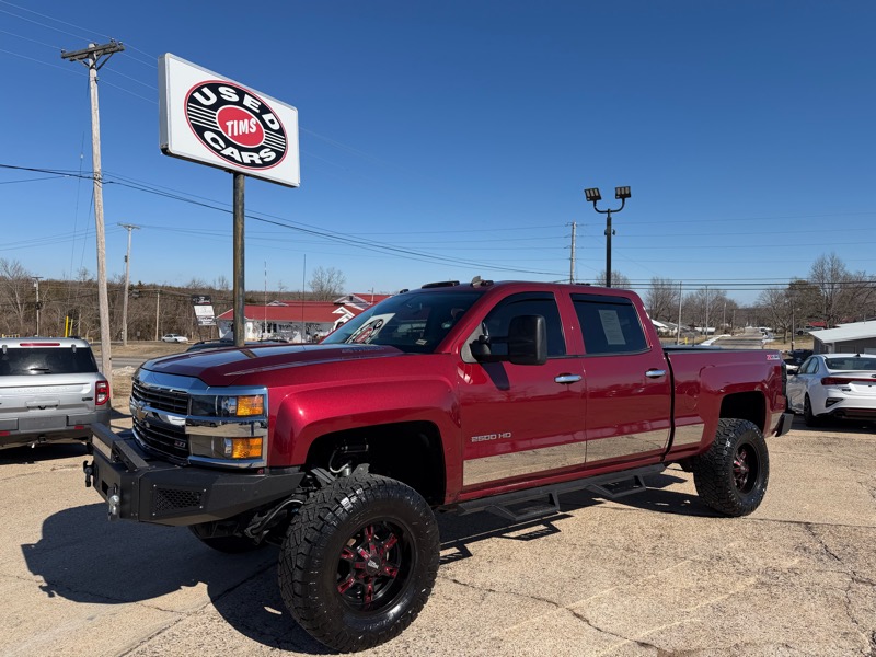 2015 Chevrolet Silverado 2500HD LT Crew Cab 4WD