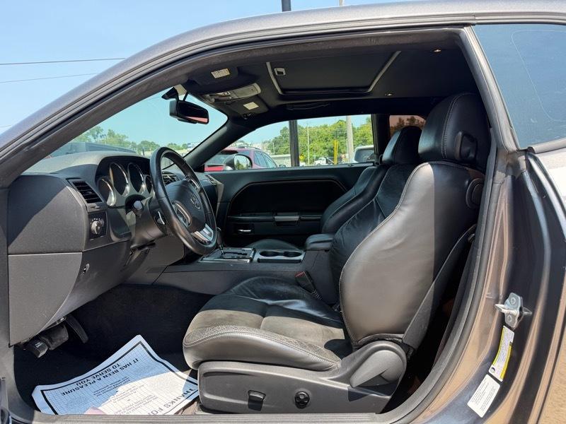 2014 Dodge Challenger R/T Classic - Photo 10