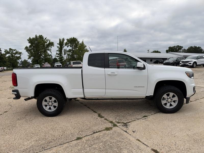 Chevrolet Colorado photo 3