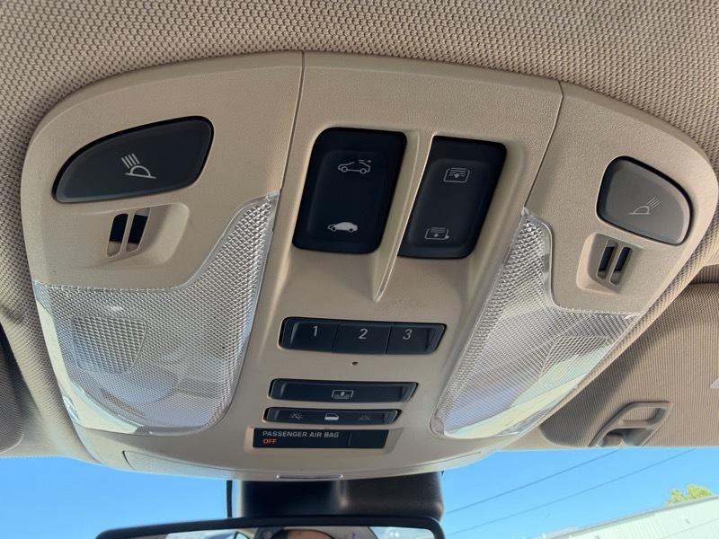 Buick LaCrosse photo 22