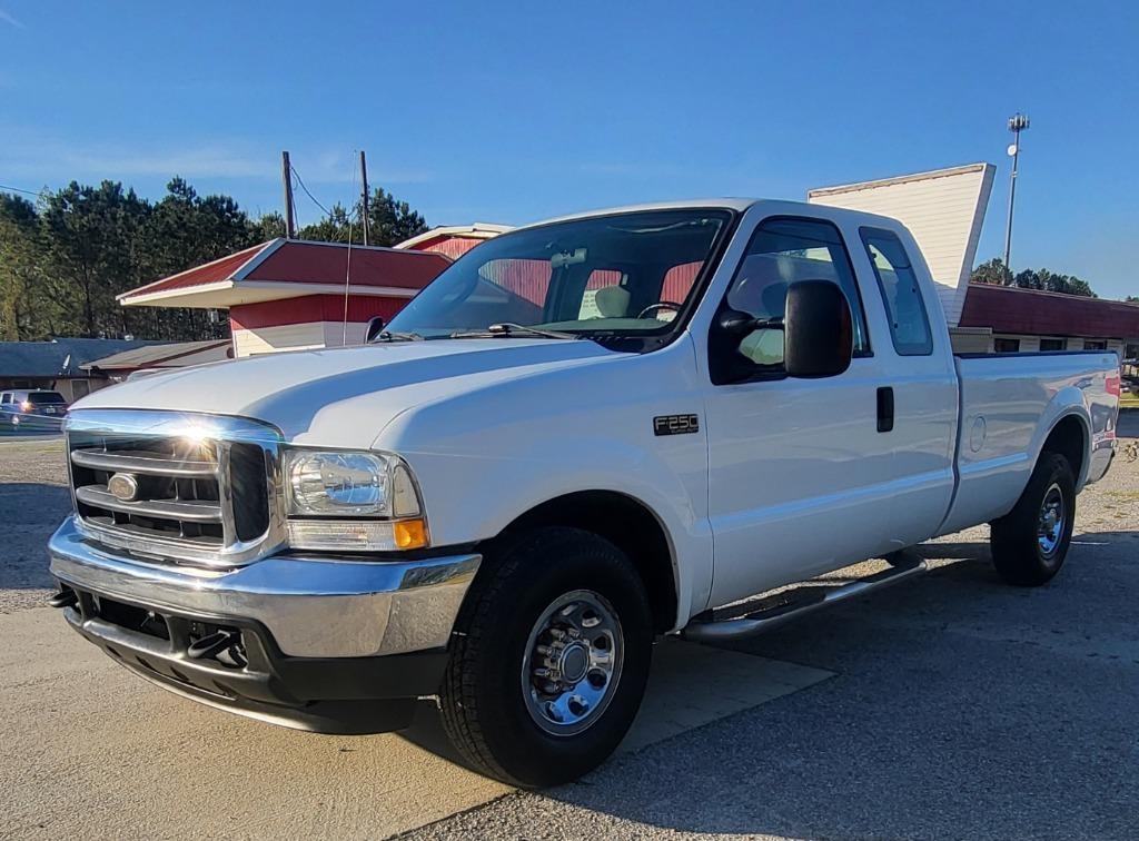 2004 Ford F-250 SD XL SuperCab 2WD