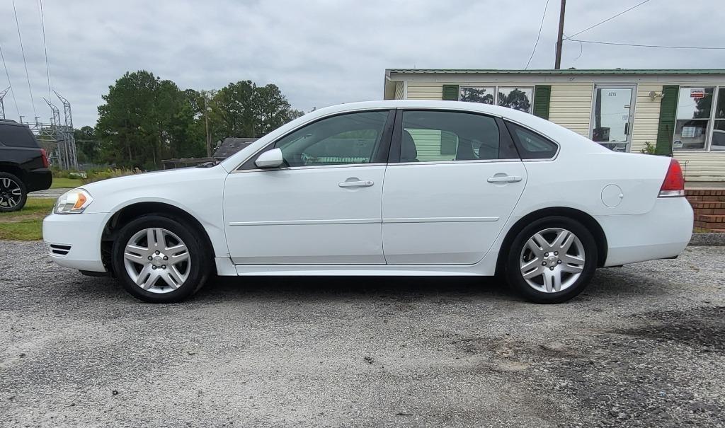 Chevrolet Impala Limited photo 2