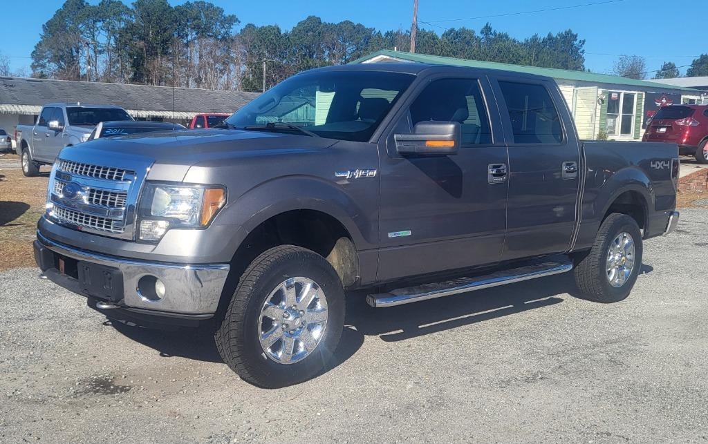 2013 Ford F-150 XLT's photo