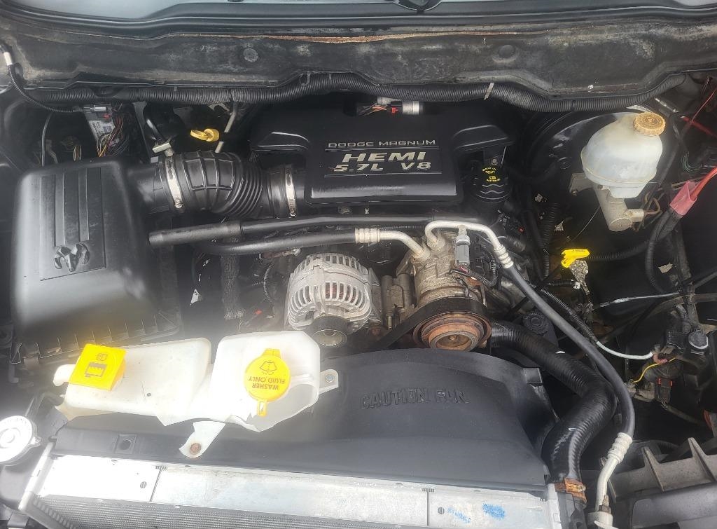 Dodge Ram 1500 SLT Quad Cab Long Bed 4WD 2005