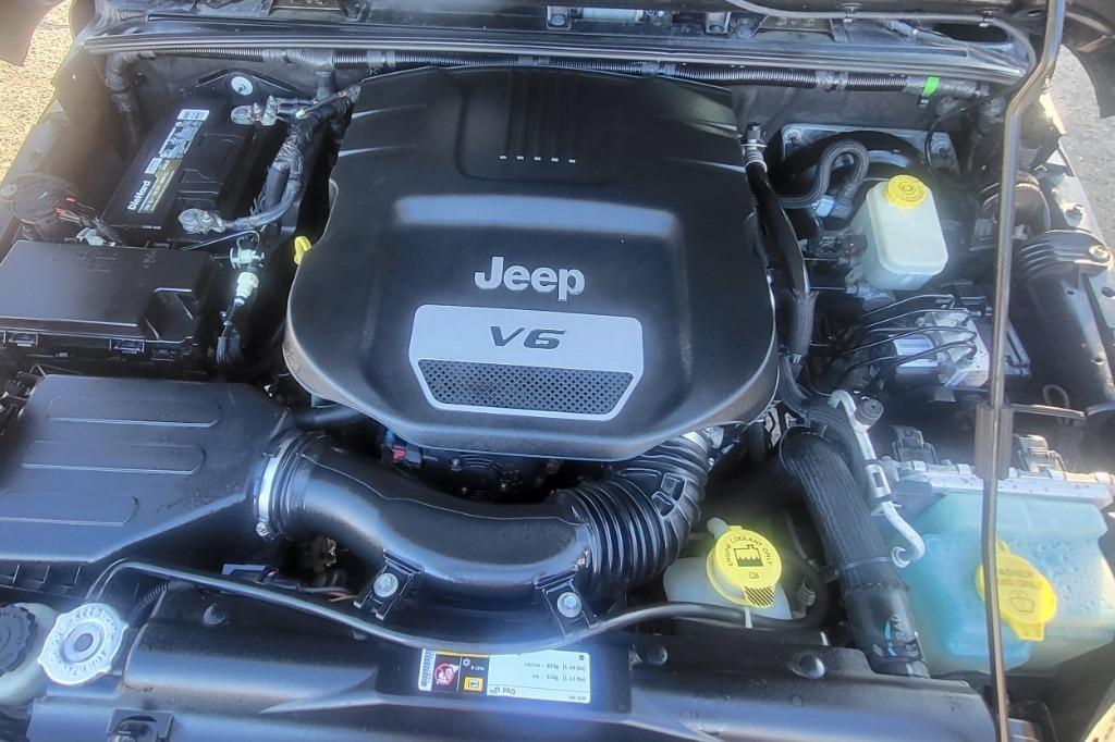 Jeep Wrangler Sport 4WD 2015