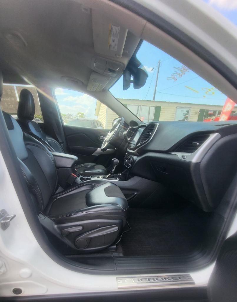 Jeep Cherokee Latitude Plus 4WD 2018