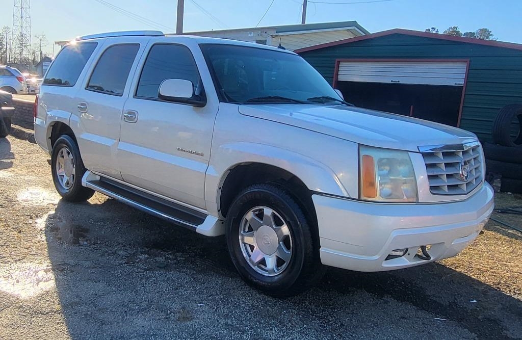 Cadillac Escalade 2WD 2003