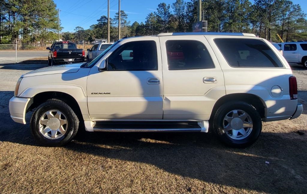 Cadillac Escalade 2WD 2003