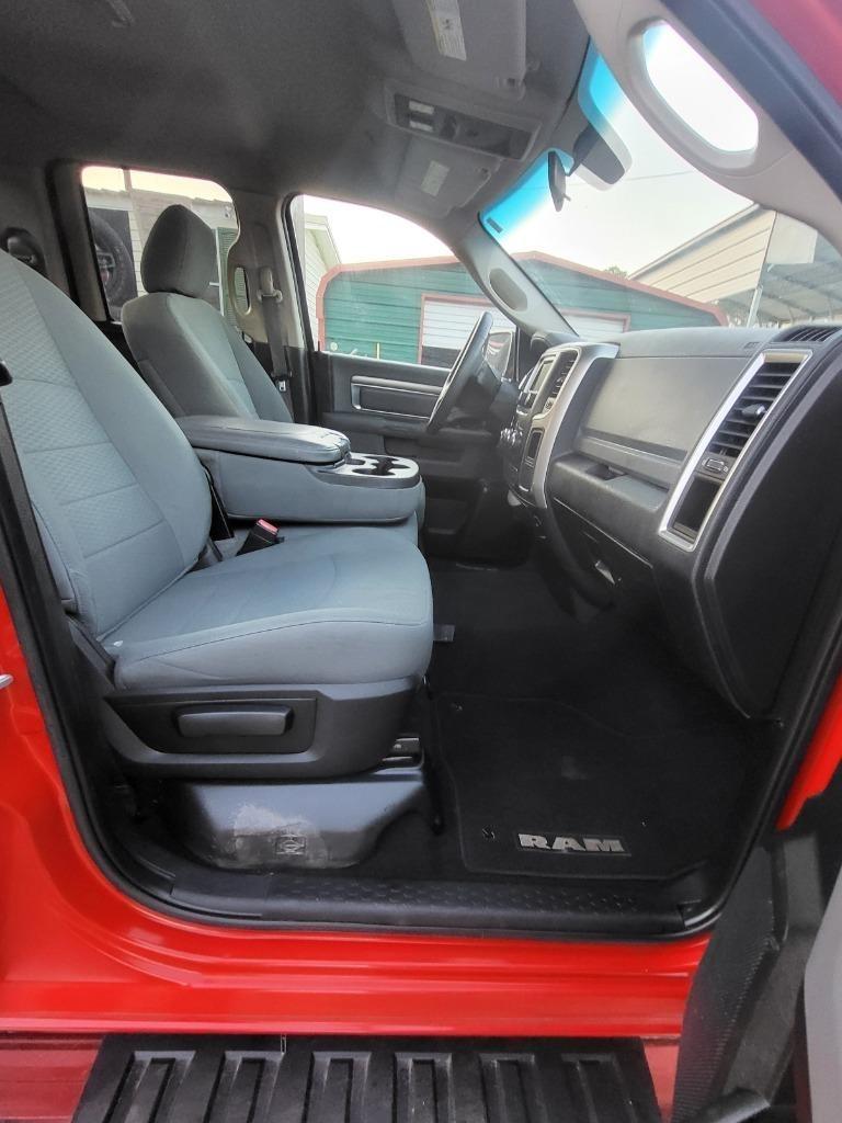 RAM 1500 SLT Quad Cab 2WD 2018