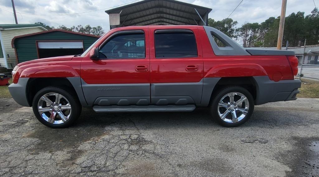 Chevrolet Avalanche 1500 2WD 2002