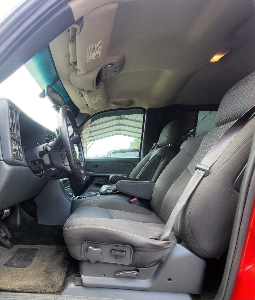 Chevrolet Avalanche 1500 2WD 2002